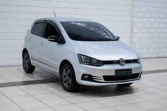 VOLKSWAGEN FOX 1.6 MSI TOTAL FLEX CONNECT 4P MANUAL VOLKSWAGEN FOX 1.6 MSI TOTAL FLEX CONNECT 4P MANUAL